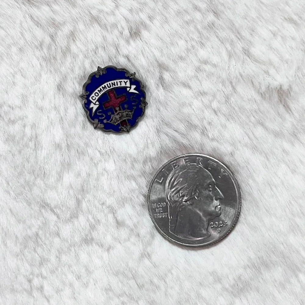 🔮 5/$25 Vintage Community Sunday School Christian Pin‎